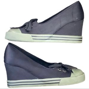 Chinese Laundry wedges